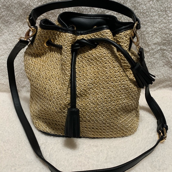 Bucket bag - Picture 3 of 3